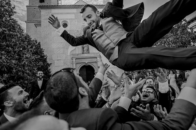 ¿Por qué las fotos espontáneas en tu boda son las mejores?