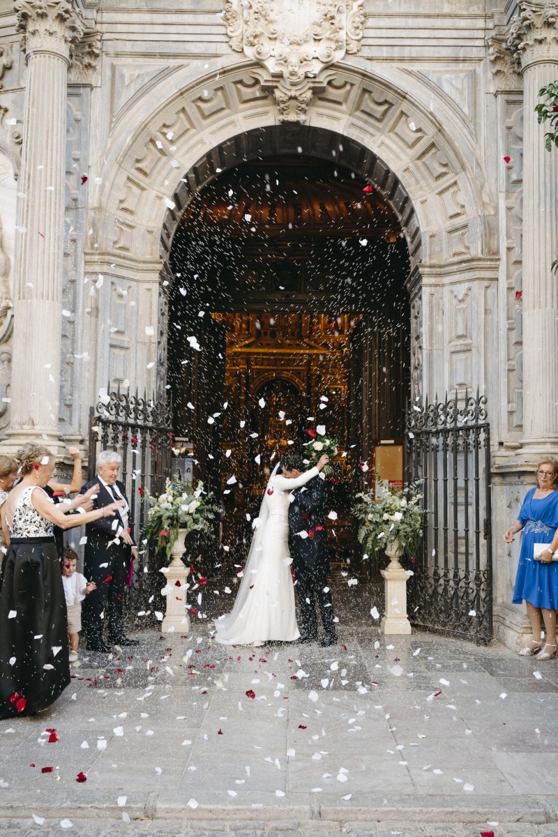 El beso de la puerta