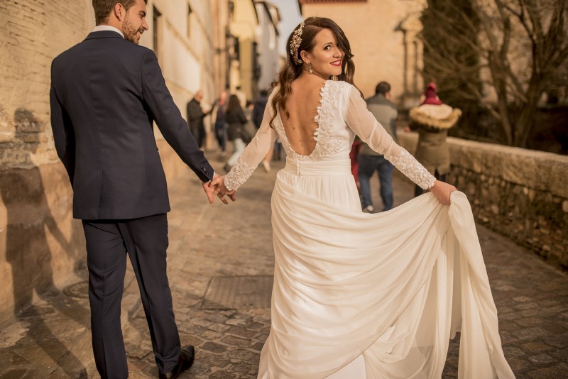 vestidos con la espalda descubierta