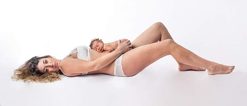 fotos de  mamas con recién nacidos :: Fotógrafo newborn